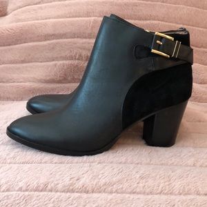 Louise et Cie Black Leather and Suede Booties